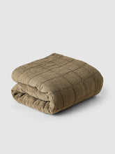 Load image into Gallery viewer, Simple Linen Quilt